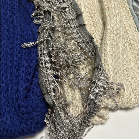 Charming Charlie Scarf Set - Blue, Cream, Gray - Picture 4 of 12